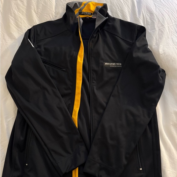 Mercedes AMG Petronasjacket